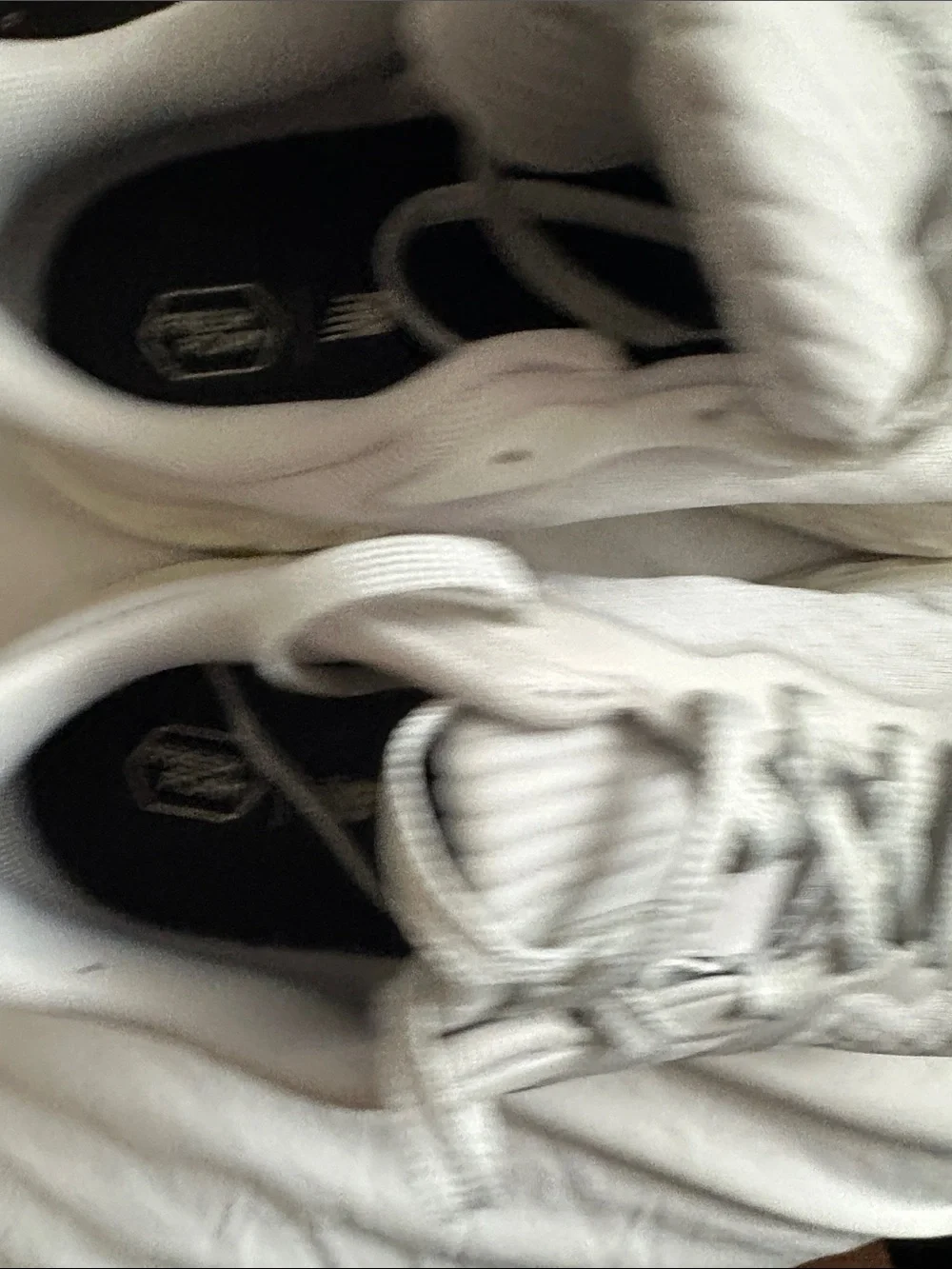Worn 1x new  Balance fresh foam  Running Sneakers with Accents size 8 half